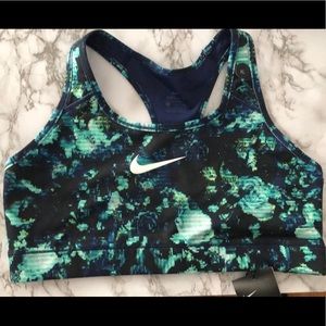 💪🏼 Nike sports bra NWT - XL